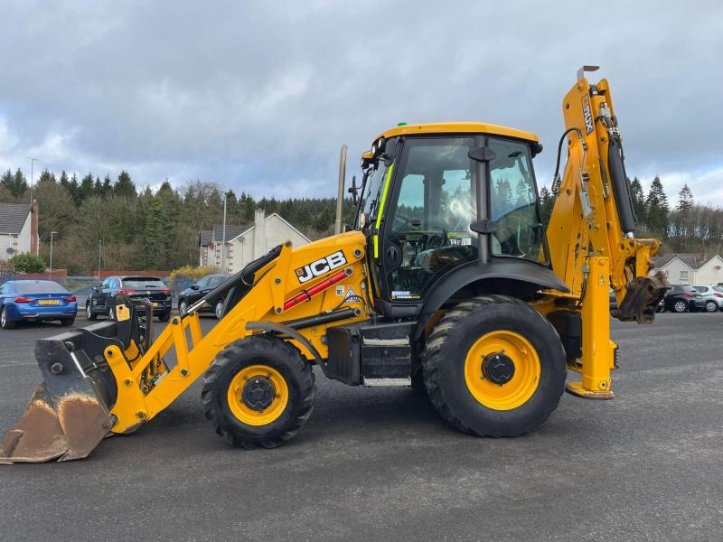JCB 3CX Air Con / 68kW