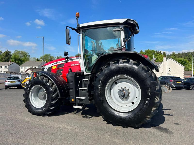 Massey Ferguson 8S.225