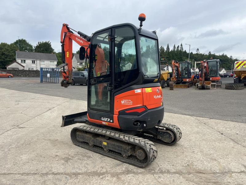 Kubota U27-4
