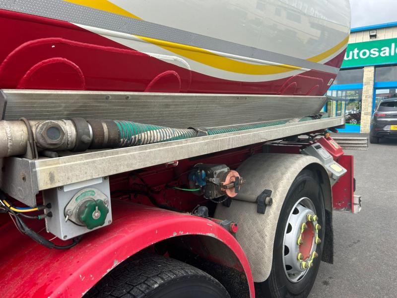 Daf CF330 Fuel Tanker