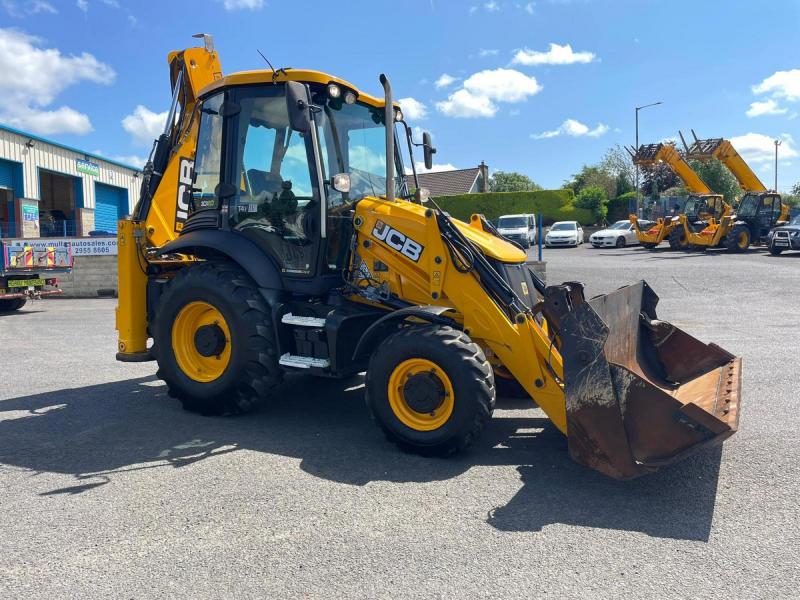 JCB 3CX 68kW / Check Valves