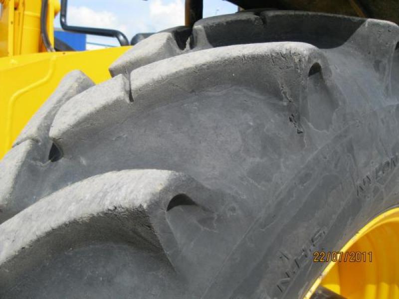 JCB 535-140 HiViz