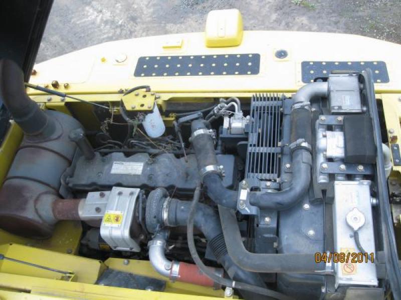 Komatsu PC210LC-8