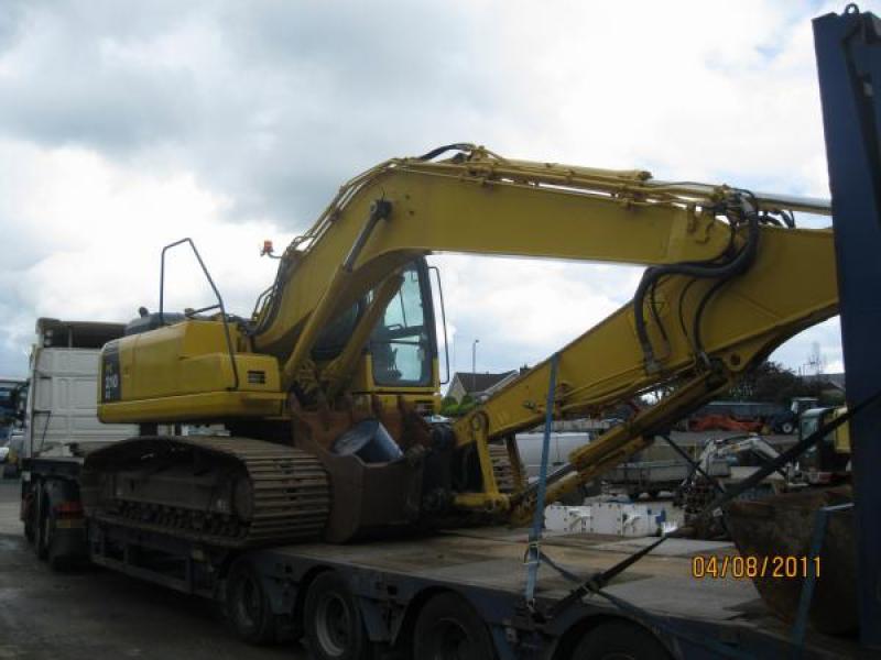 Komatsu PC210LC-8