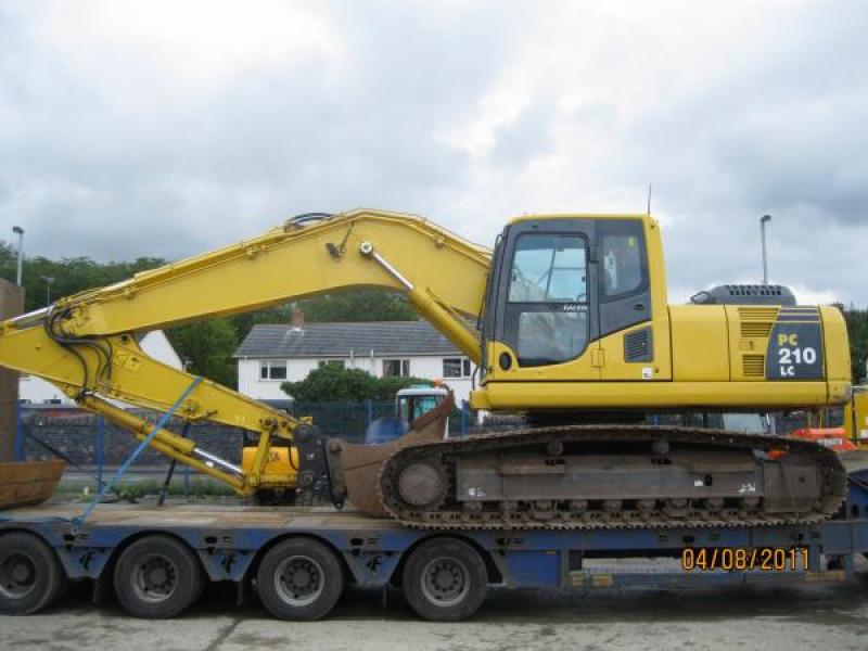 Komatsu PC210LC-8