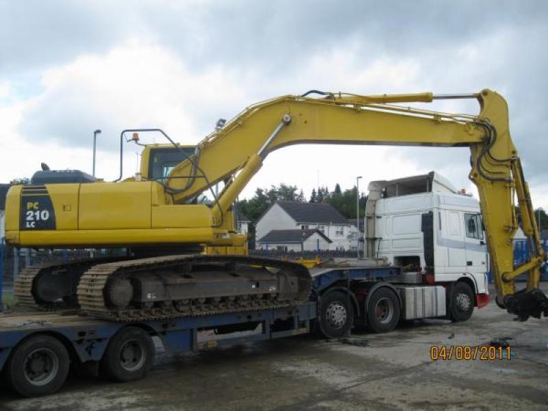 Komatsu PC210LC-8