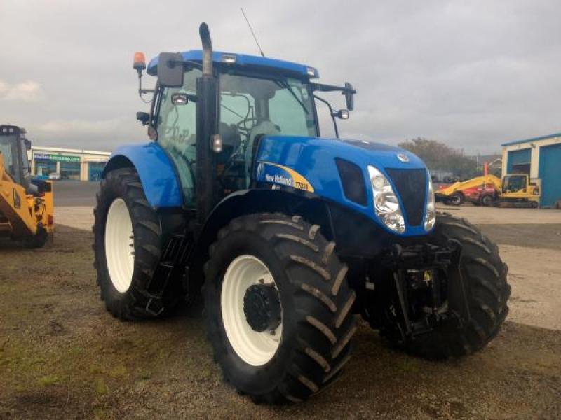 New Holland T7030
