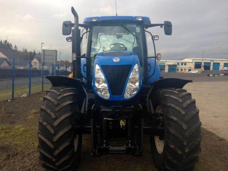 New Holland T7030