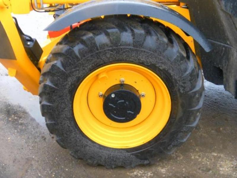 JCB 535-140 HiViz