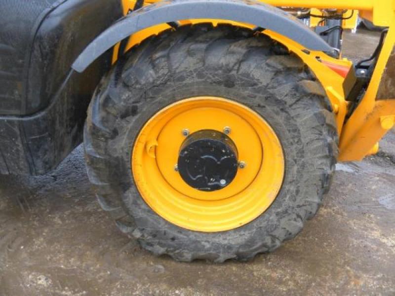 JCB 535-140 HiViz