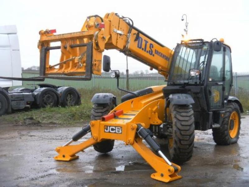JCB 535-140 HiViz