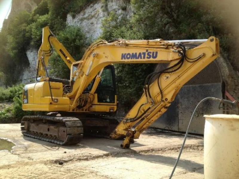 Komatsu PC130-8
