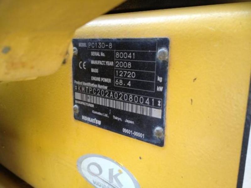 Komatsu PC130-8