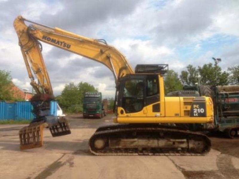 Komatsu PC210LC-8