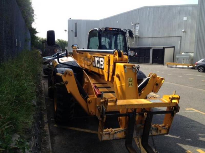 JCB 535-140 HiViz