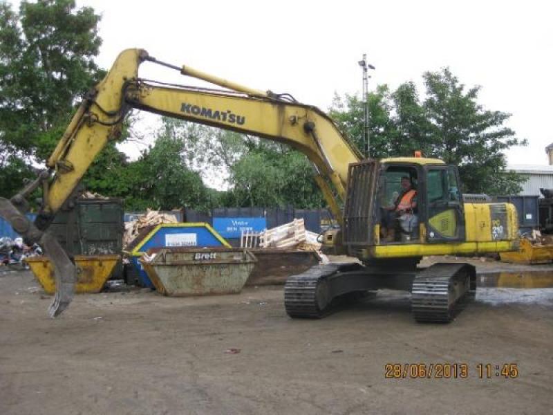 Komatsu PC210LC-7