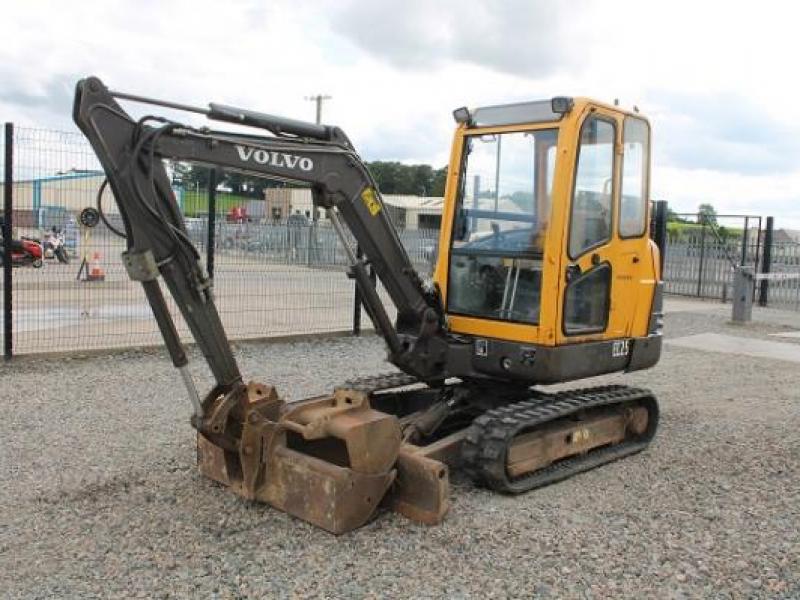 Volvo EC25