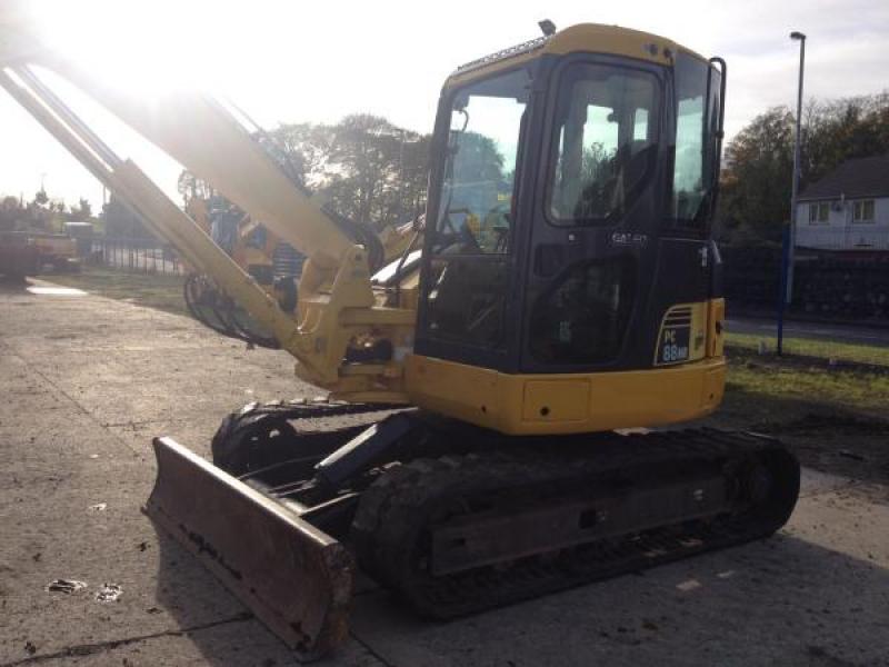 Komatsu PC88MR-6