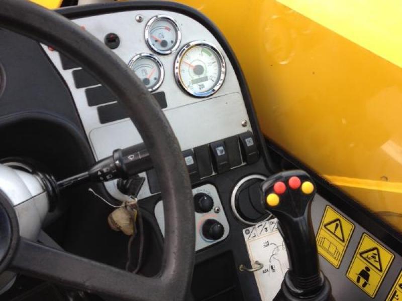 JCB 540-70