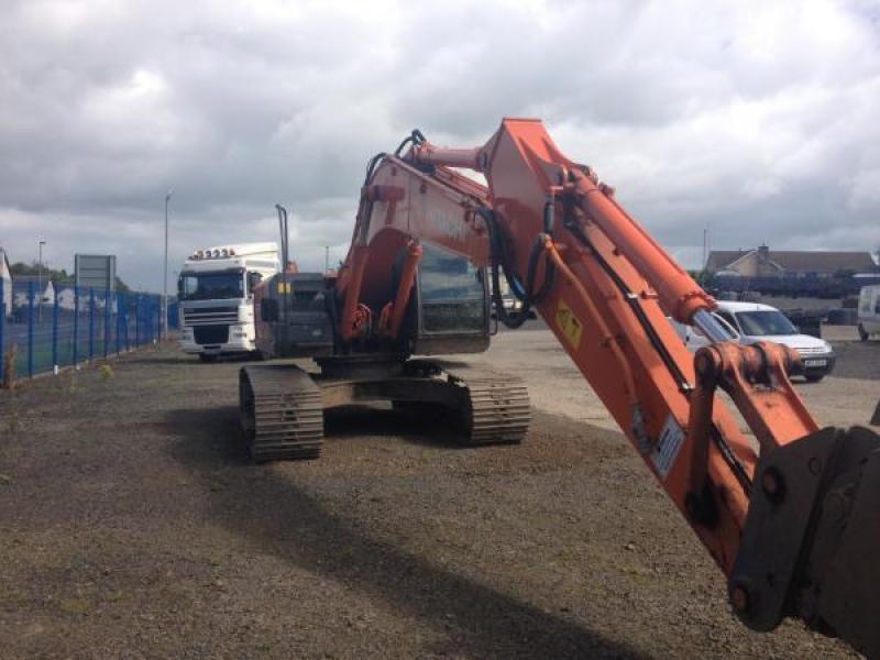 Hitachi ZX210LC-3