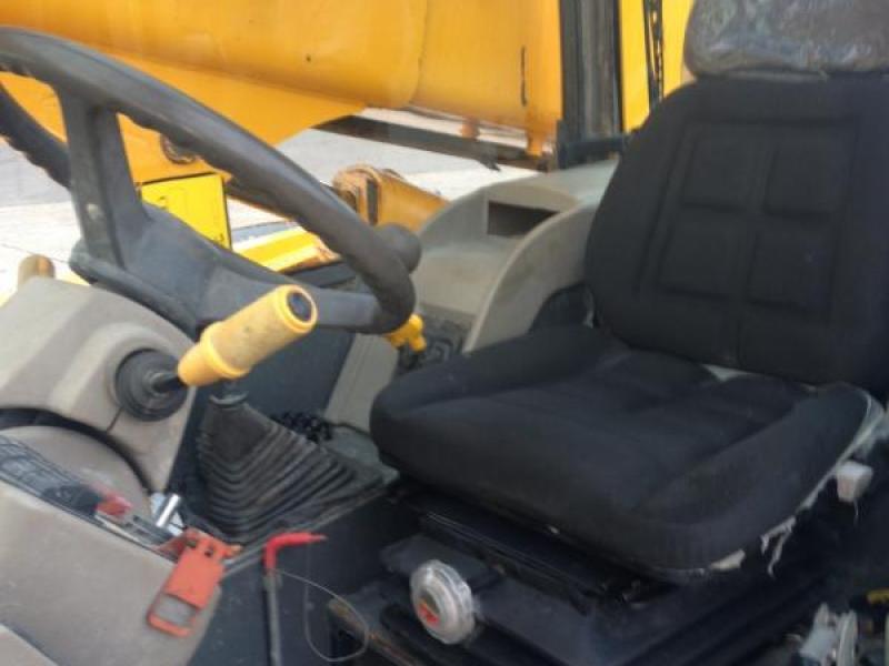 JCB 537-135