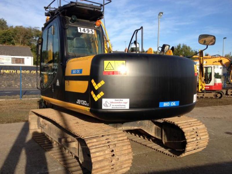 JCB JS130 LC