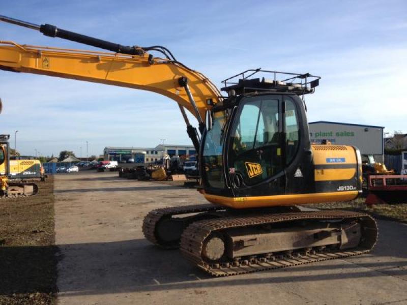 JCB JS130 LC