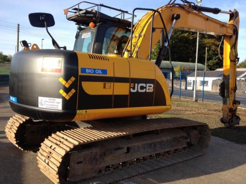 JCB JS130 LC