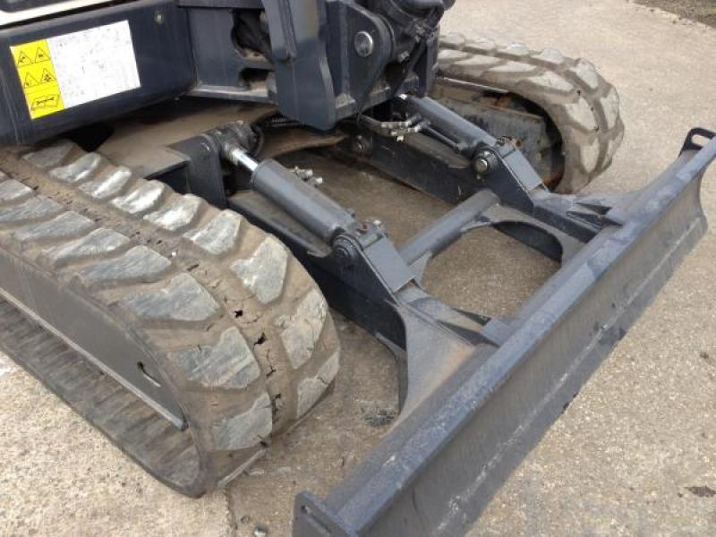 Bobcat E80
