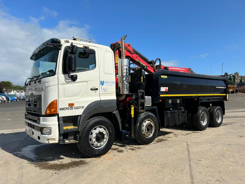 Hino 700 8x4 Grab Lorry