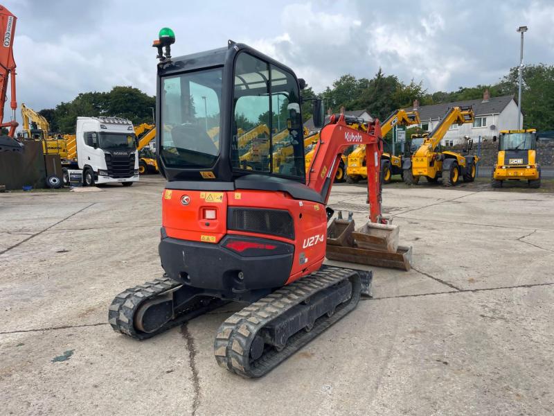 Kubota U27-4