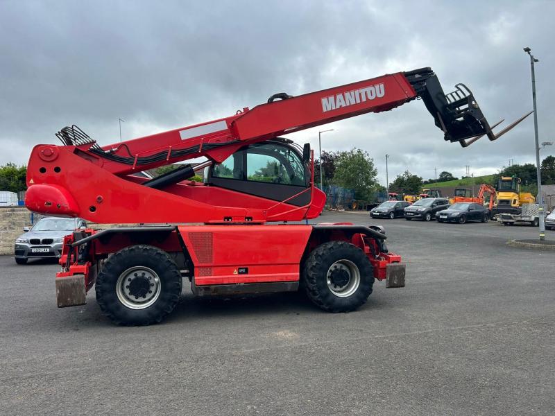 Manitou MRT2550 Roto c/w Basket