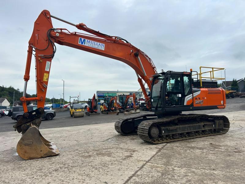 Hitachi ZX300 LC-7