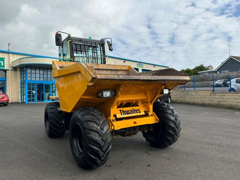 Thwaites 9 Tonne Cabbed Air Con