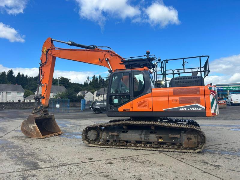Doosan DX210 LC-7 ( New Model )
