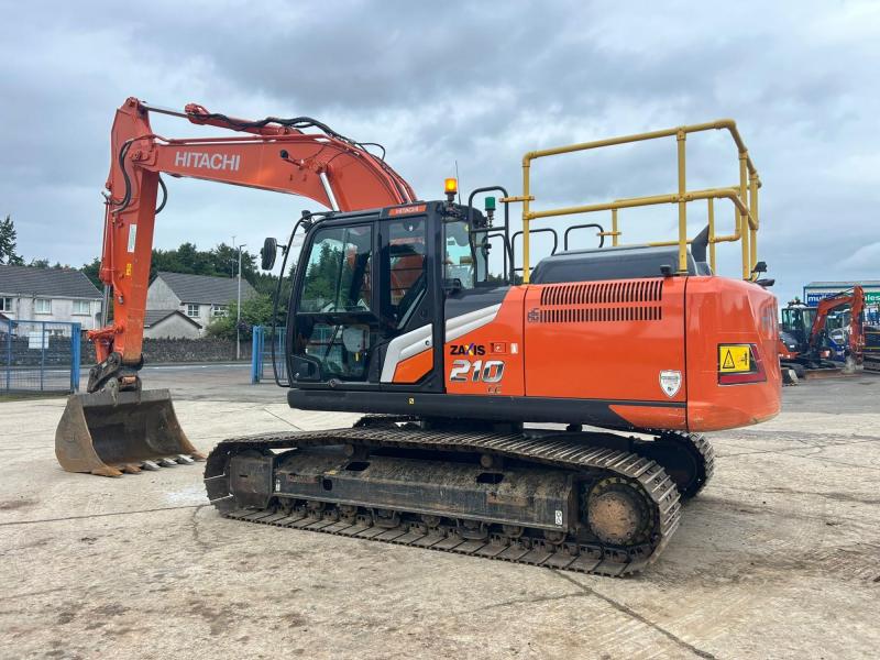 Hitachi ZX210 LC-7