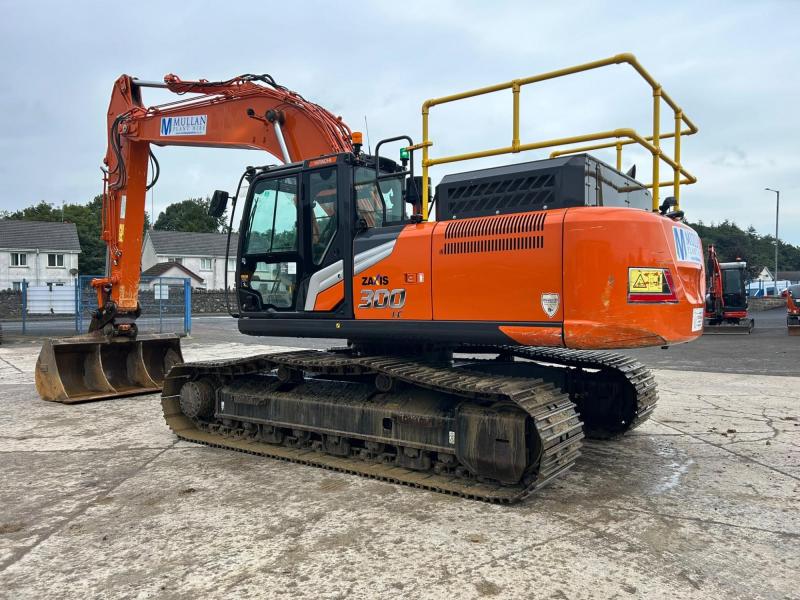 Hitachi ZX300 LC-7