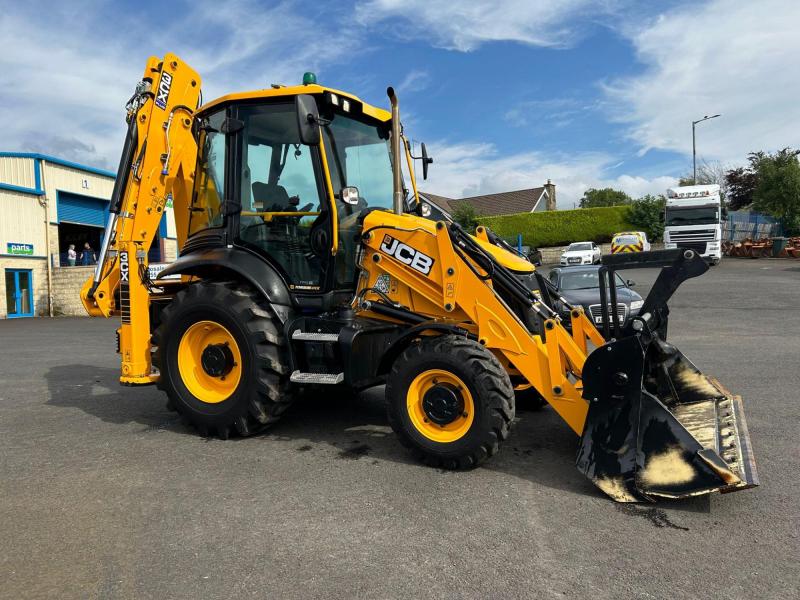 JCB 3CX 81kW / Air Con
