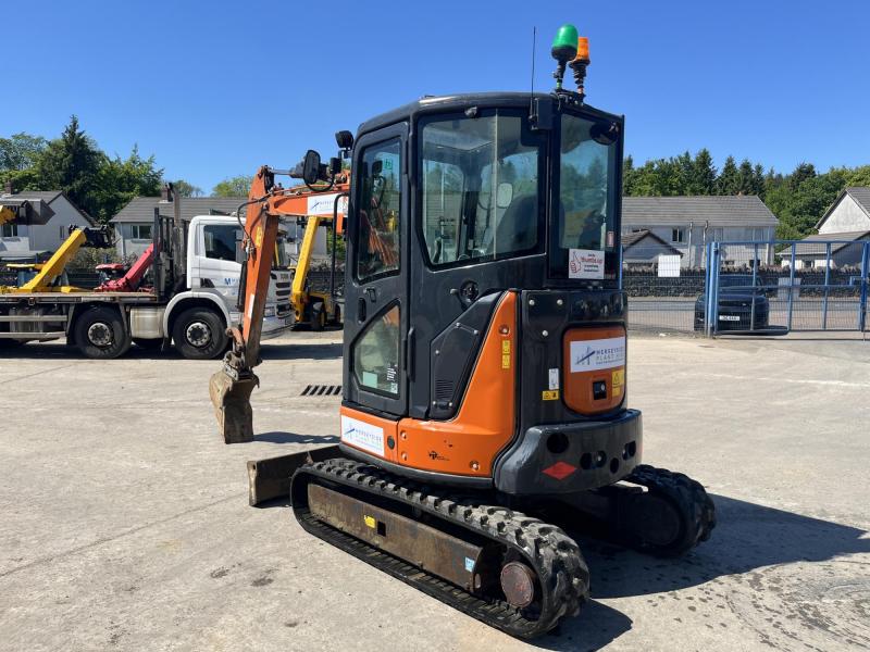 Hitachi ZX33U-6
