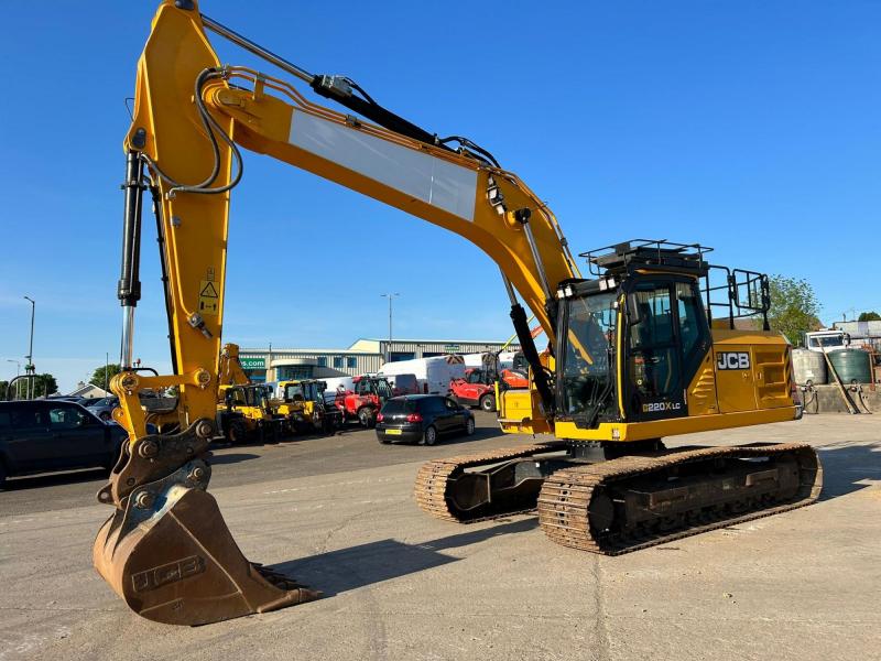JCB 220X