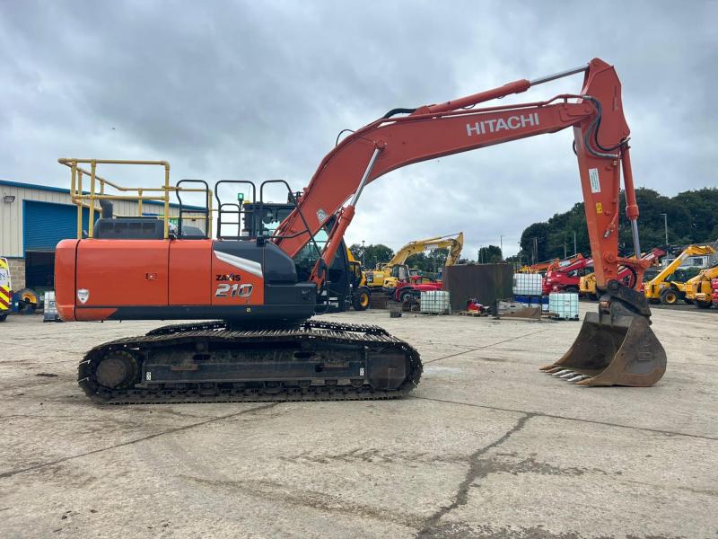Hitachi ZX210 LC-7