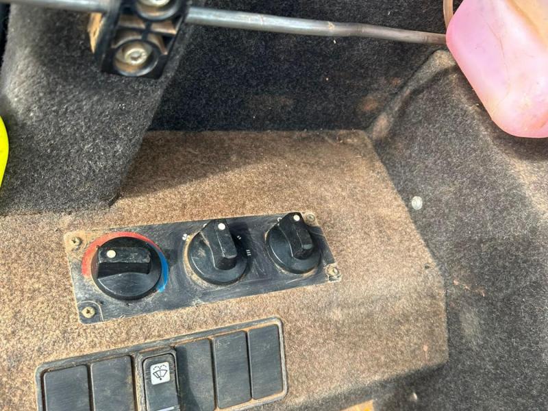 Thwaites 9 Tonne Cabbed Air Con