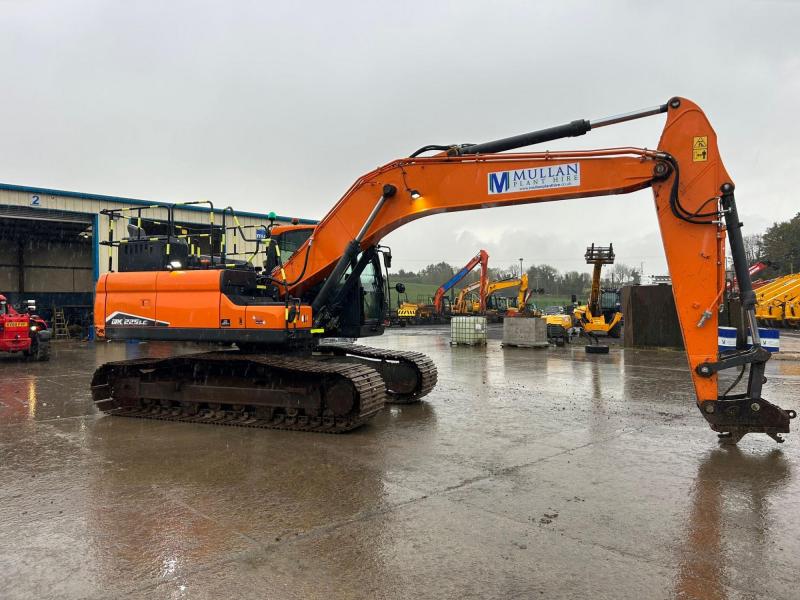 Doosan DX225 LC-7 ( New Model )