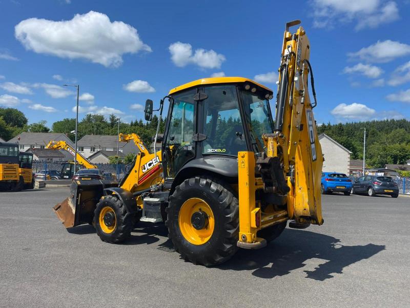JCB 3CX 68kW / Check Valves