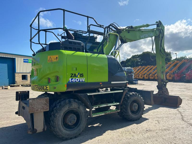 Hitachi ZX145W Blade & Stabilisers