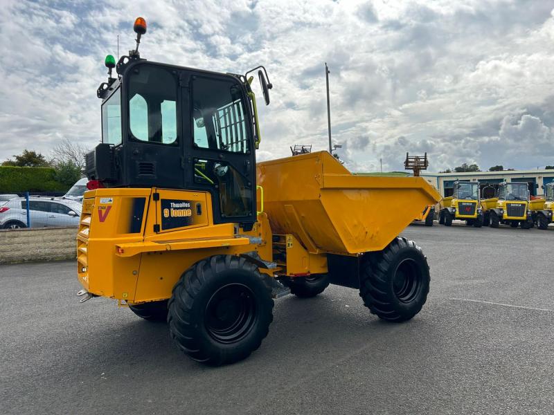 Thwaites 9 Tonne Cabbed Air Con