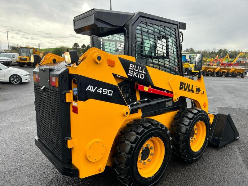 Bull AV490