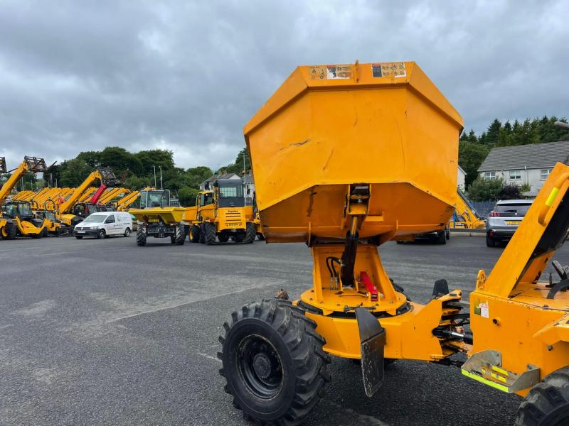 Thwaites 3 Tonne Swivel