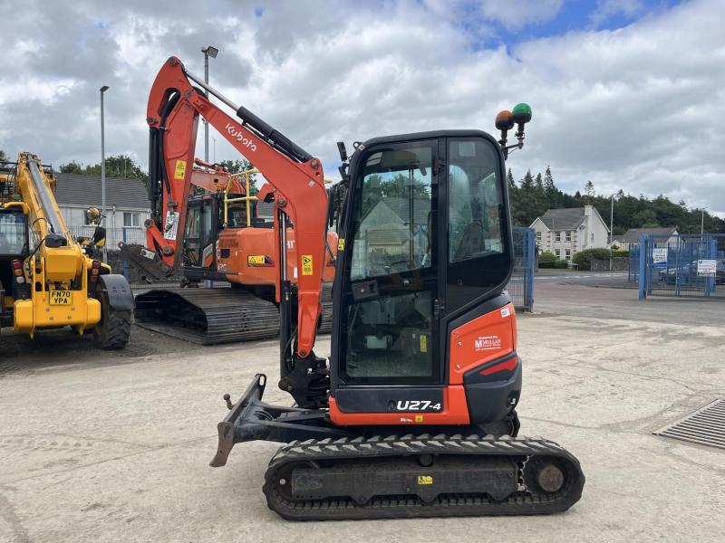 Kubota U27-4