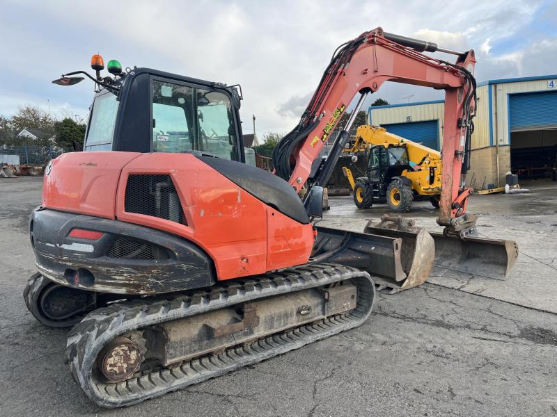 Kubota KX080